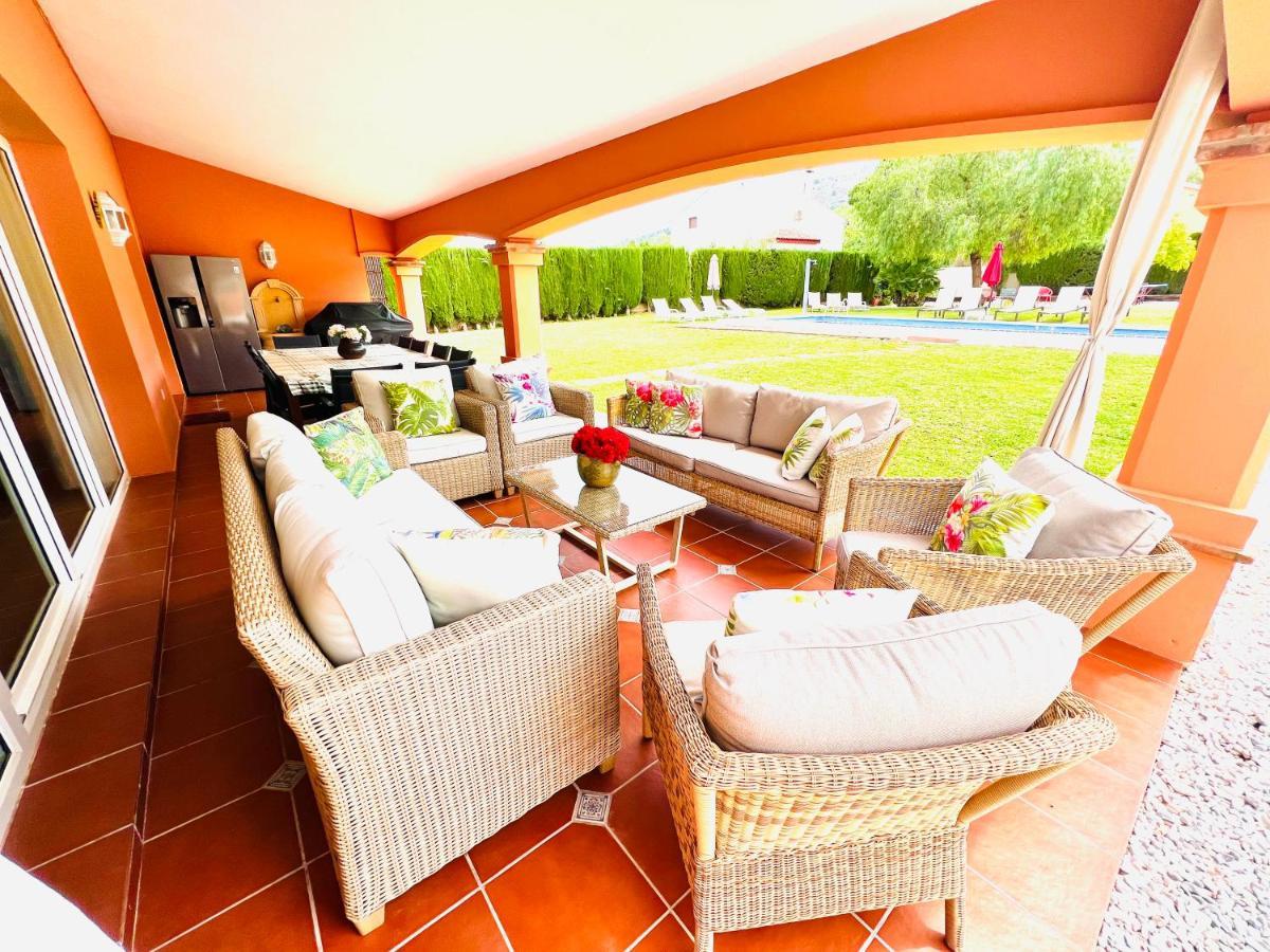 Alhaurín de la Torre Villa Summer Sol Mediterranea מראה חיצוני תמונה