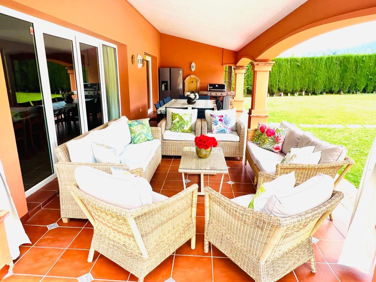 Alhaurín de la Torre Villa Summer Sol Mediterranea מראה חיצוני תמונה